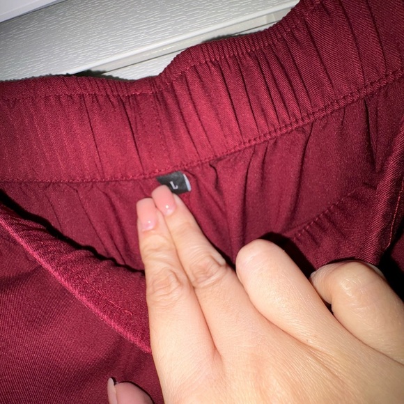 NWOT Women’s Burgundy Scrub Pants by NiaHinn | Size Large - Picture 2 of 9